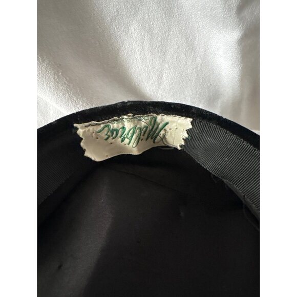 Vintage Black Velvet Pillbox Hat With Rhinestone Accent By Milbrae - Picture 5 of 11